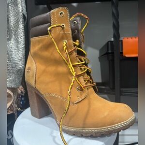 Timberland Women's Tan Heeled Boots